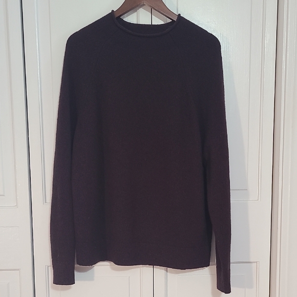 Banana Republic Men's Dark Burgundy Sweater, Italian Yarn, Wool/Nylon, XL - Picture 1 of 6